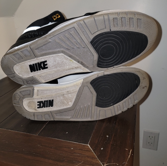 Jordan 3 - Picture 7 of 9